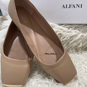 Alfani Women's Beige Flats